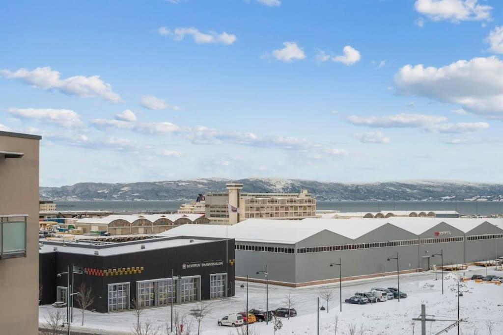 Modern And Central Apartment - Solsiden Trondheim - Up To 6 People Εξωτερικό φωτογραφία
